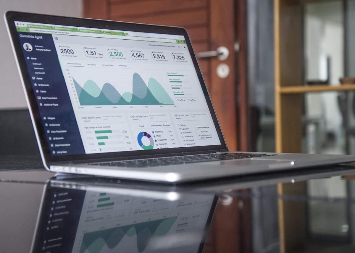 QuickBooks vs Xero accounting software comparison for small business
